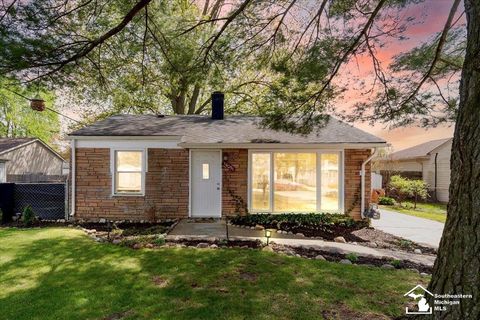 14051 Syracuse Street Taylor City Wayne MI 48180