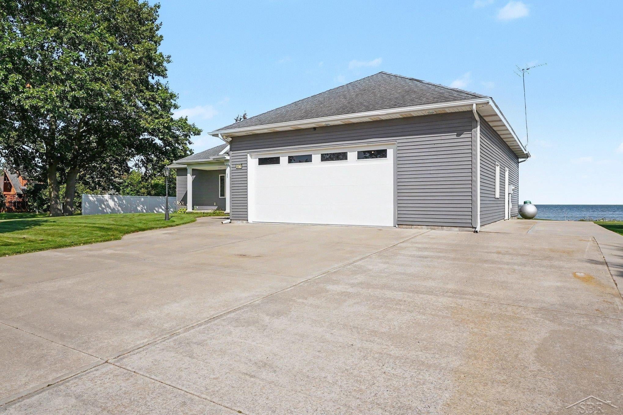 5871 Sandy Drive