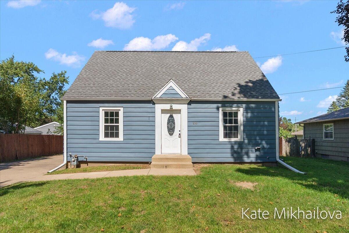 850 Upton Avenue