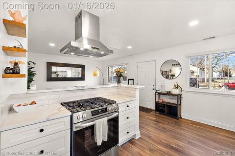 Tiny photo for 336 Kensington Avenue, Ferndale City, MI 48220 (MLS # 20261003122)