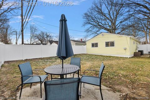 Tiny photo for 336 Kensington Avenue, Ferndale City, MI 48220 (MLS # 20261003122)