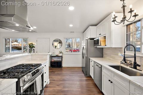 Tiny photo for 336 Kensington Avenue, Ferndale City, MI 48220 (MLS # 20261003122)