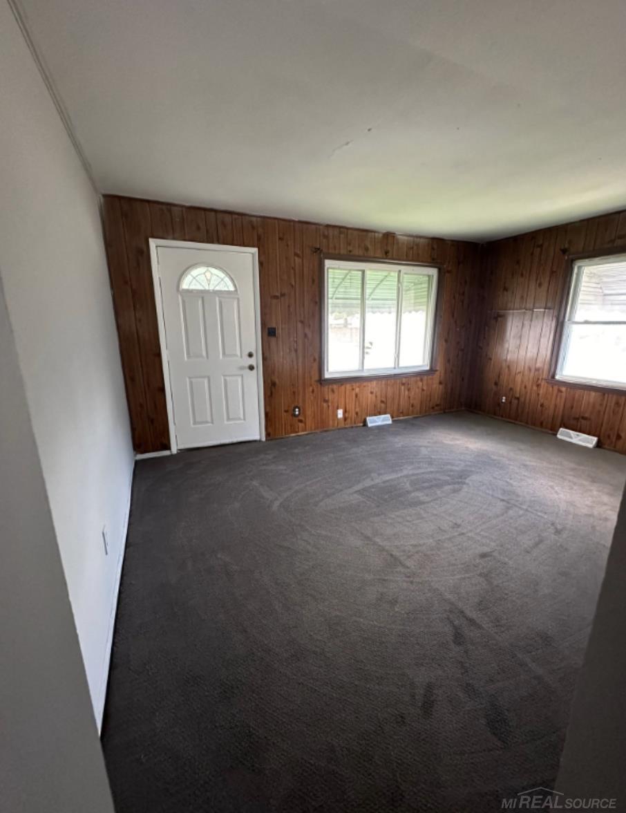 17705 Longfellow St Street