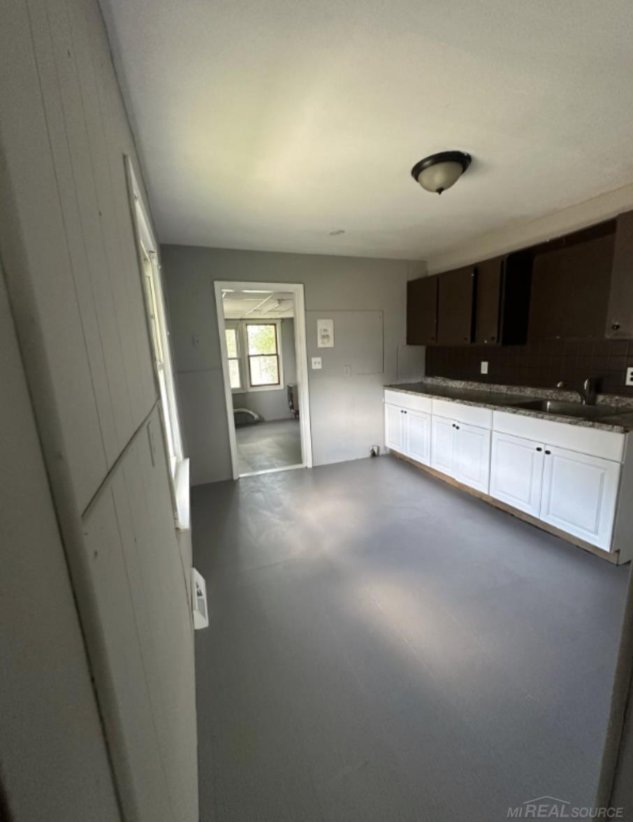 17705 Longfellow St Street