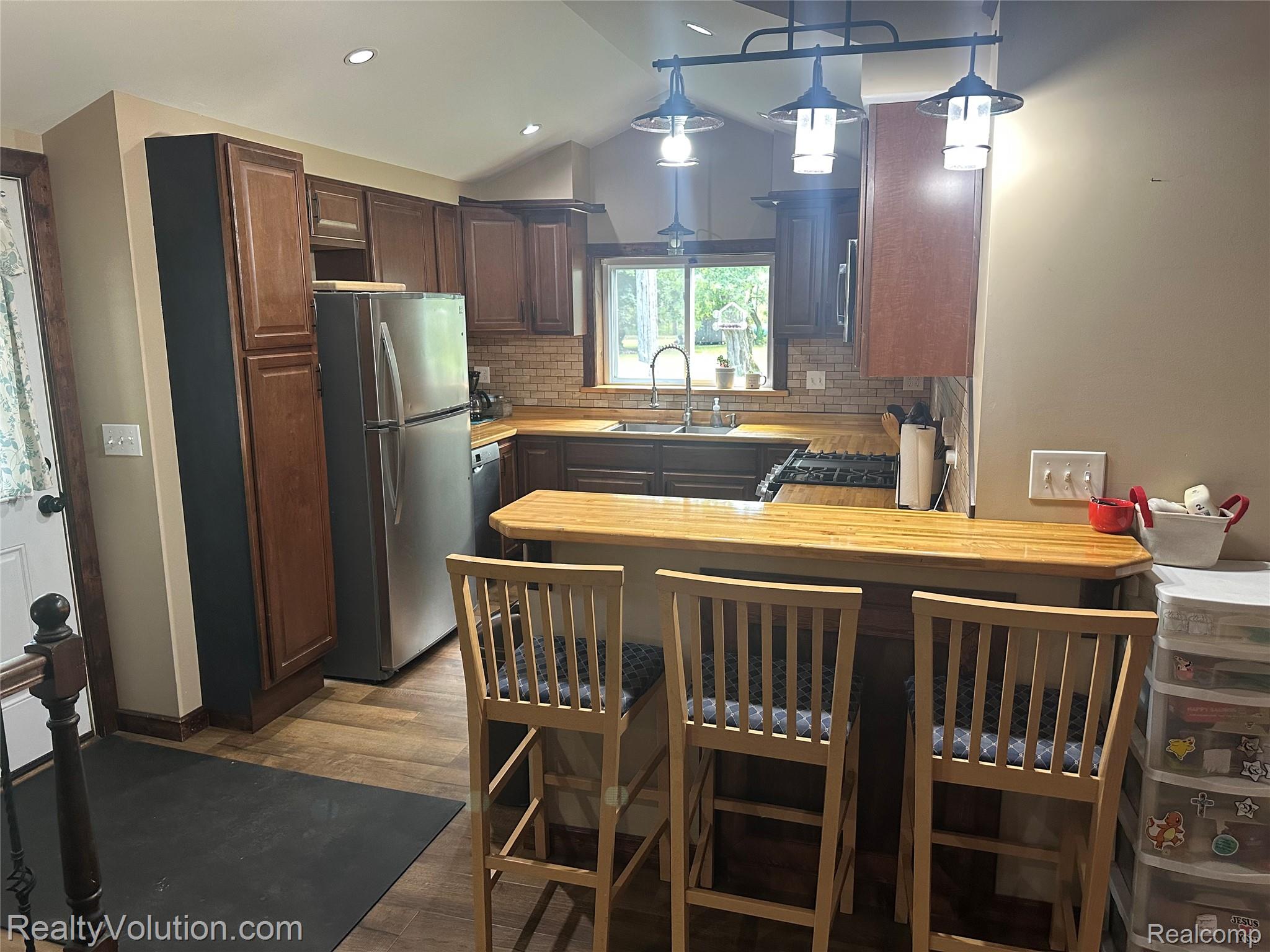 136 Burnside Road