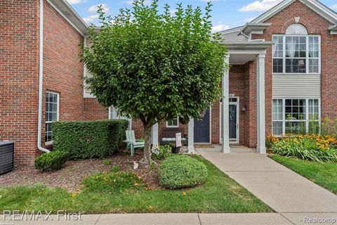 Photo of 45691 Heather Ridge Drive, Macomb Township, MI 48044 (MLS # 20251057936)