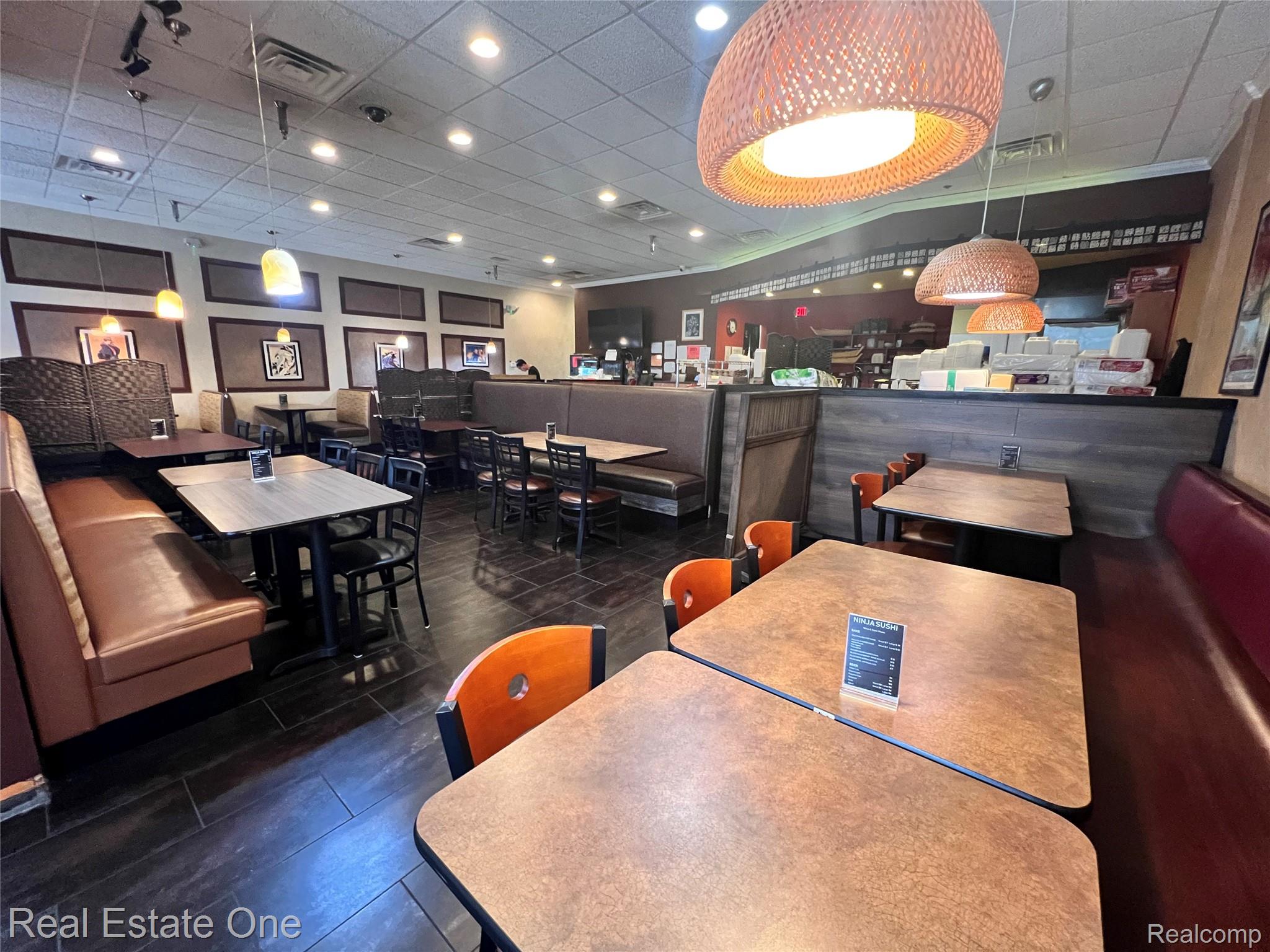 33214 W 14 Mile Road