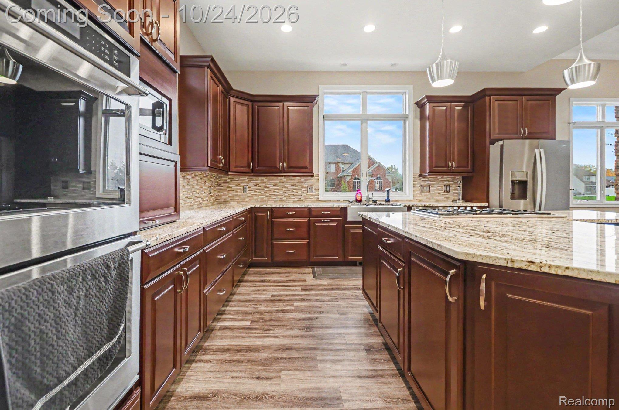 4492 Kelly Drive