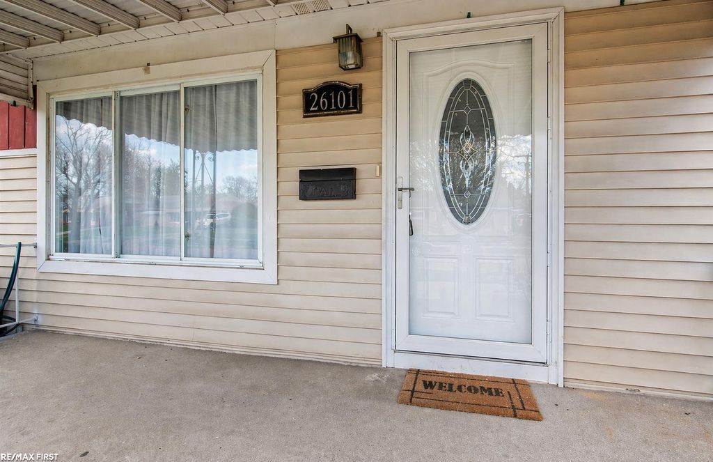 Photo of 26101 Compson Street, Roseville City, MI 48066 (MLS # 58050205003)