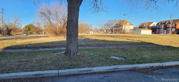 5122 WABASH ST, DETROIT, MI 48208 - Image cd71f08c105d3d48a2d8cb9fe68abb1c/1715276068