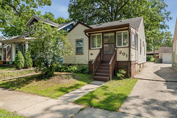 201 W WEBSTER ST, FERNDALE, MI 48220 - Image cd7317568ccb7e0dcc3ea5c42d41f360/4027608686