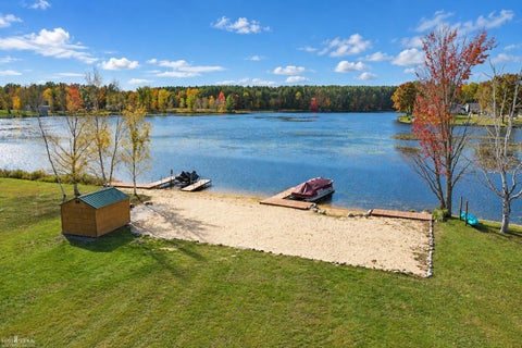 Tiny photo for 4320 Ridgeway Trail, Freeman Township, MI 48632 (MLS # 5050224804)
