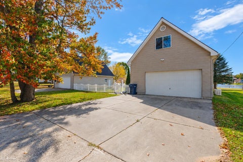 Tiny photo for 4320 Ridgeway Trail, Freeman Township, MI 48632 (MLS # 5050224804)
