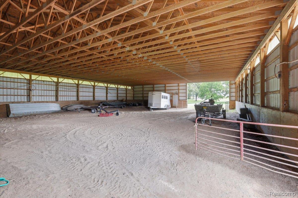 5726 Barnes Road