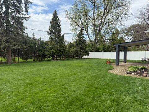 10804 KOLB Avenue Allen Park City Wayne MI 48101