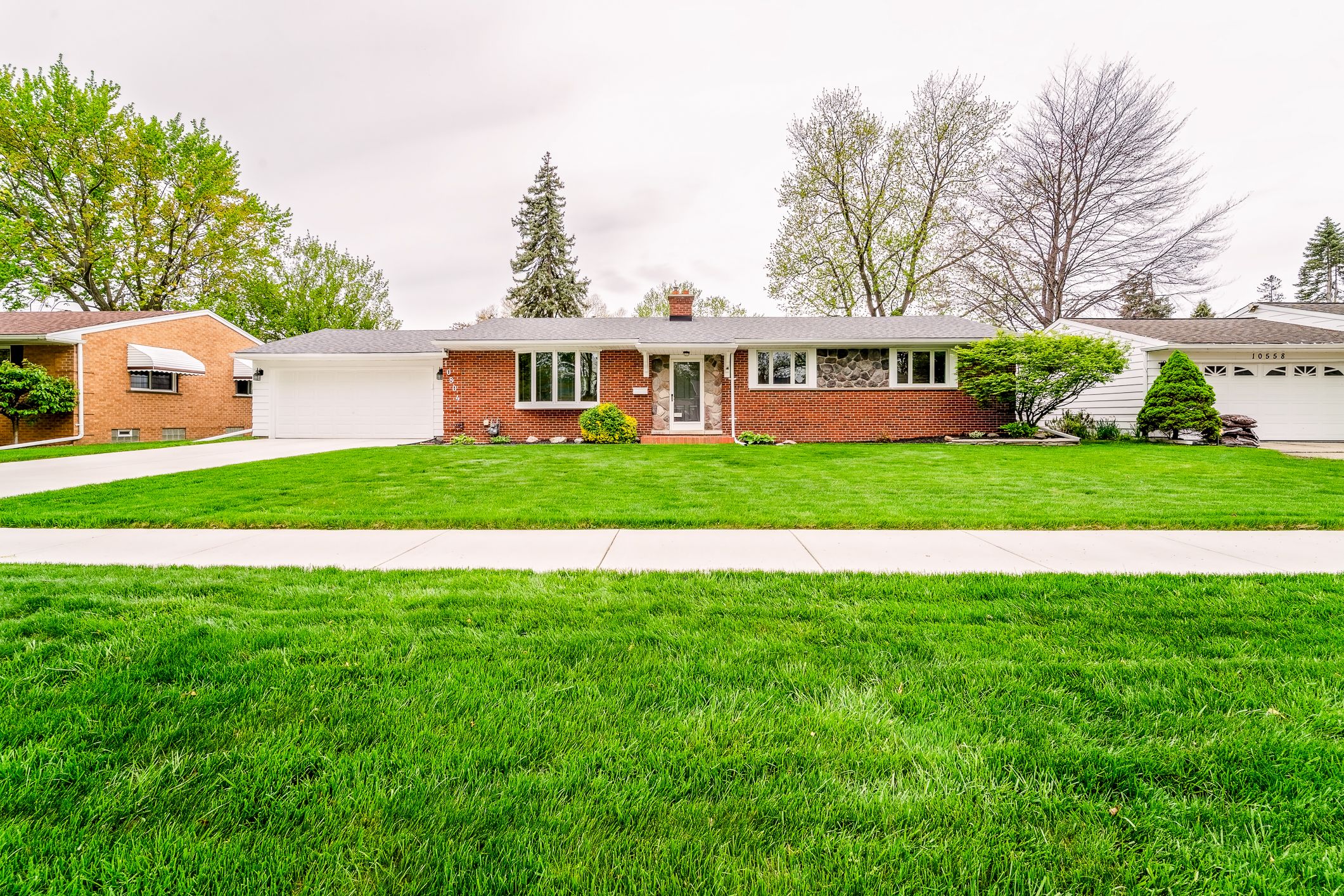 10804 KOLB Avenue