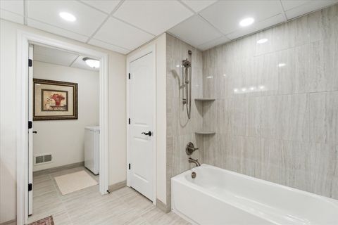 listing image 50