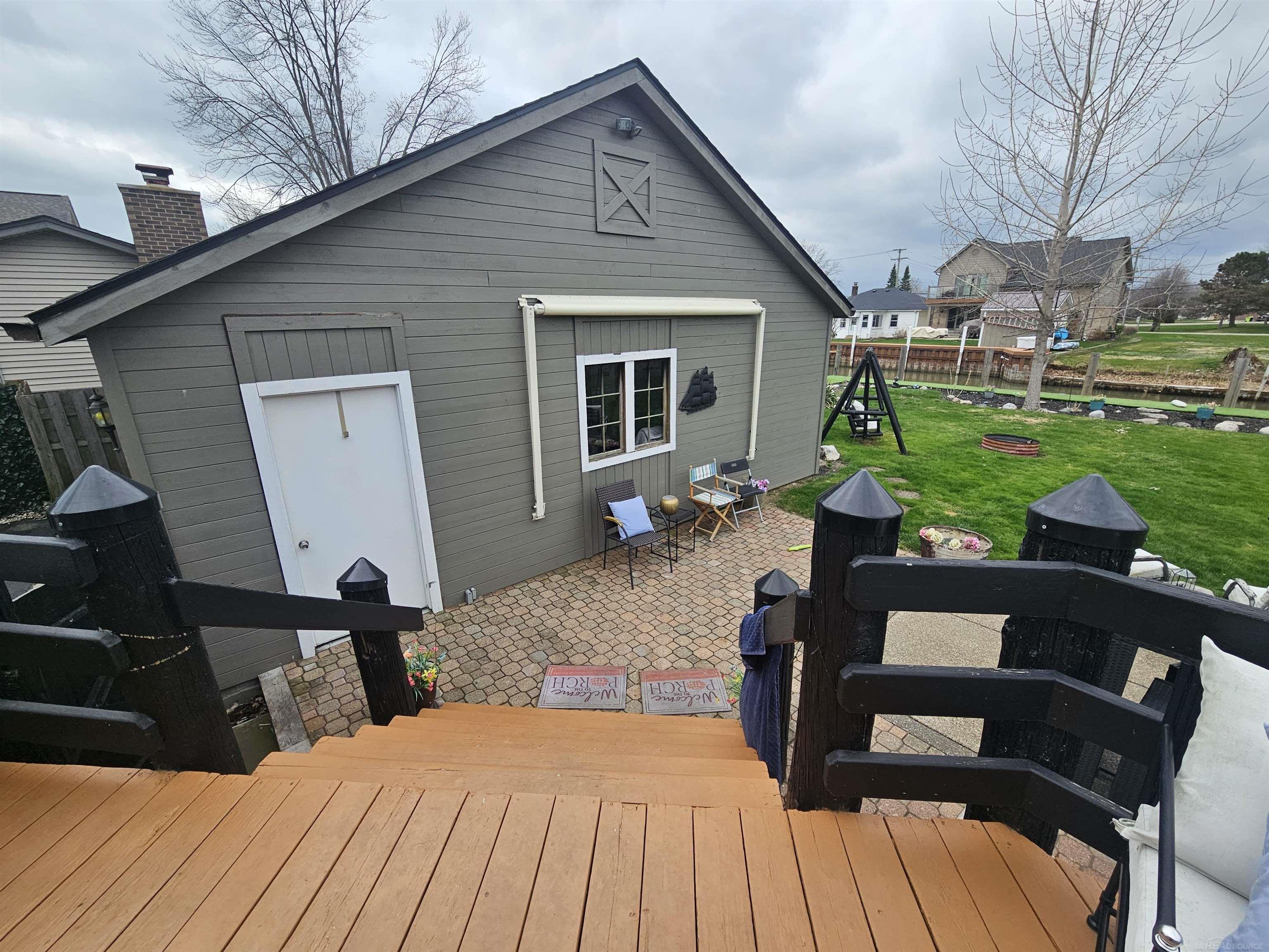 38823 Lakeshore Drive