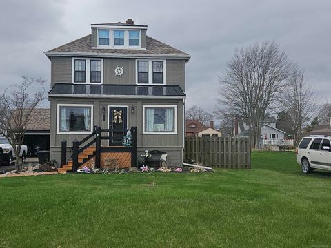 38823 Lakeshore Drive Harrison Charter Township MI 48045