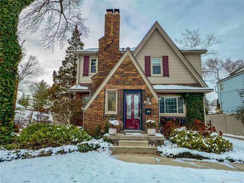 2303 Linwood Avenue Royal Oak City MI 48073