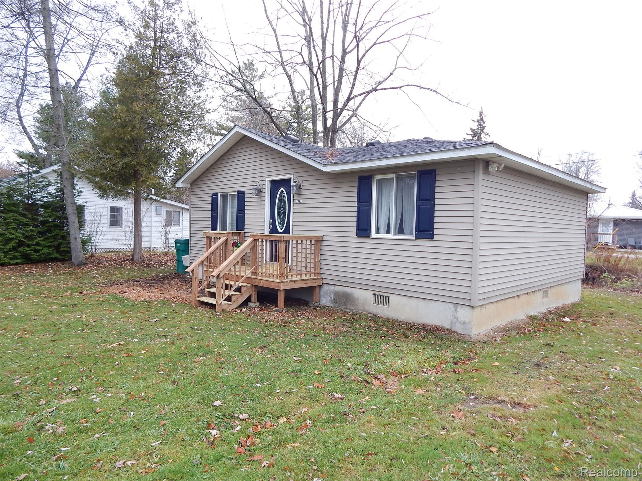 7385 Southwood Rd Road