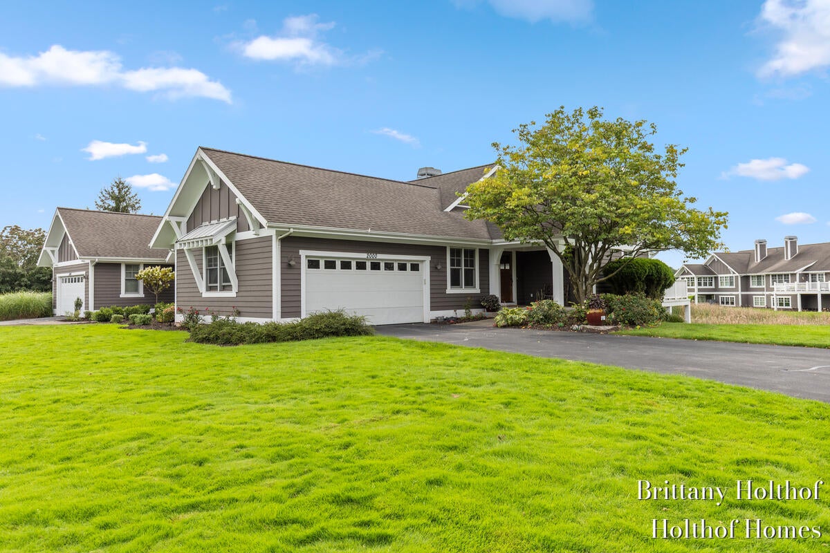 2000 Talamore Court SE