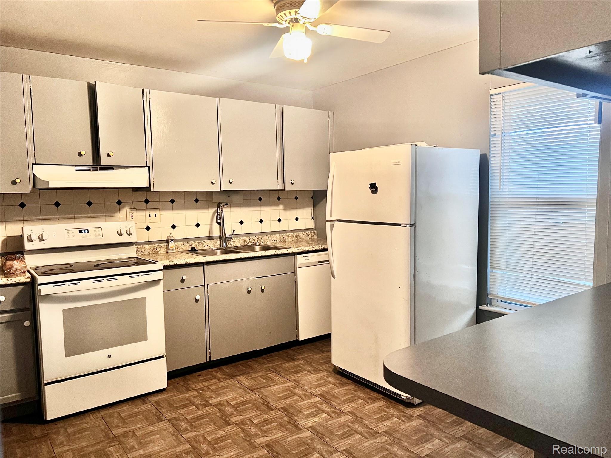 22116 Dante Street 218