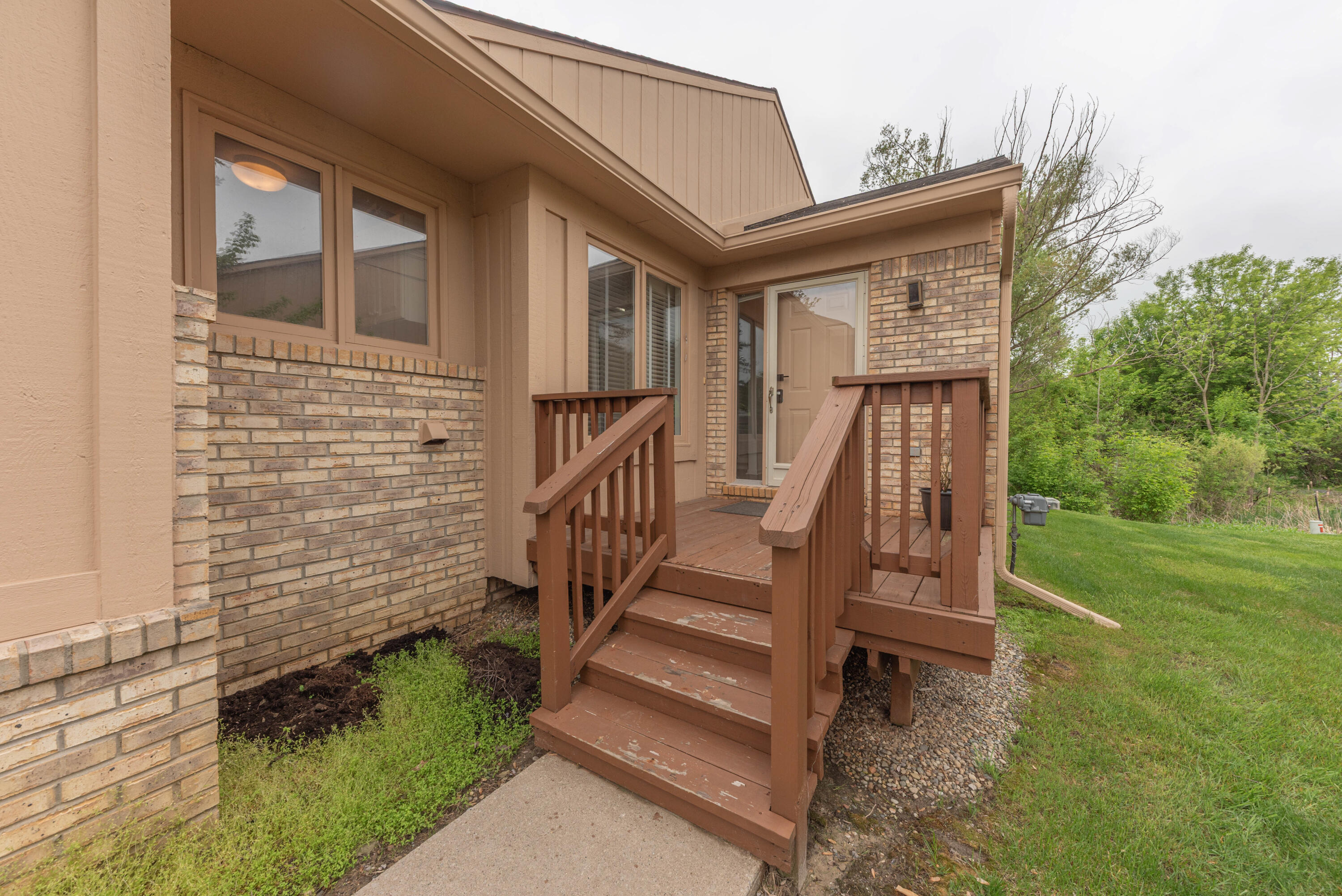 35555 Lone Pine Lane