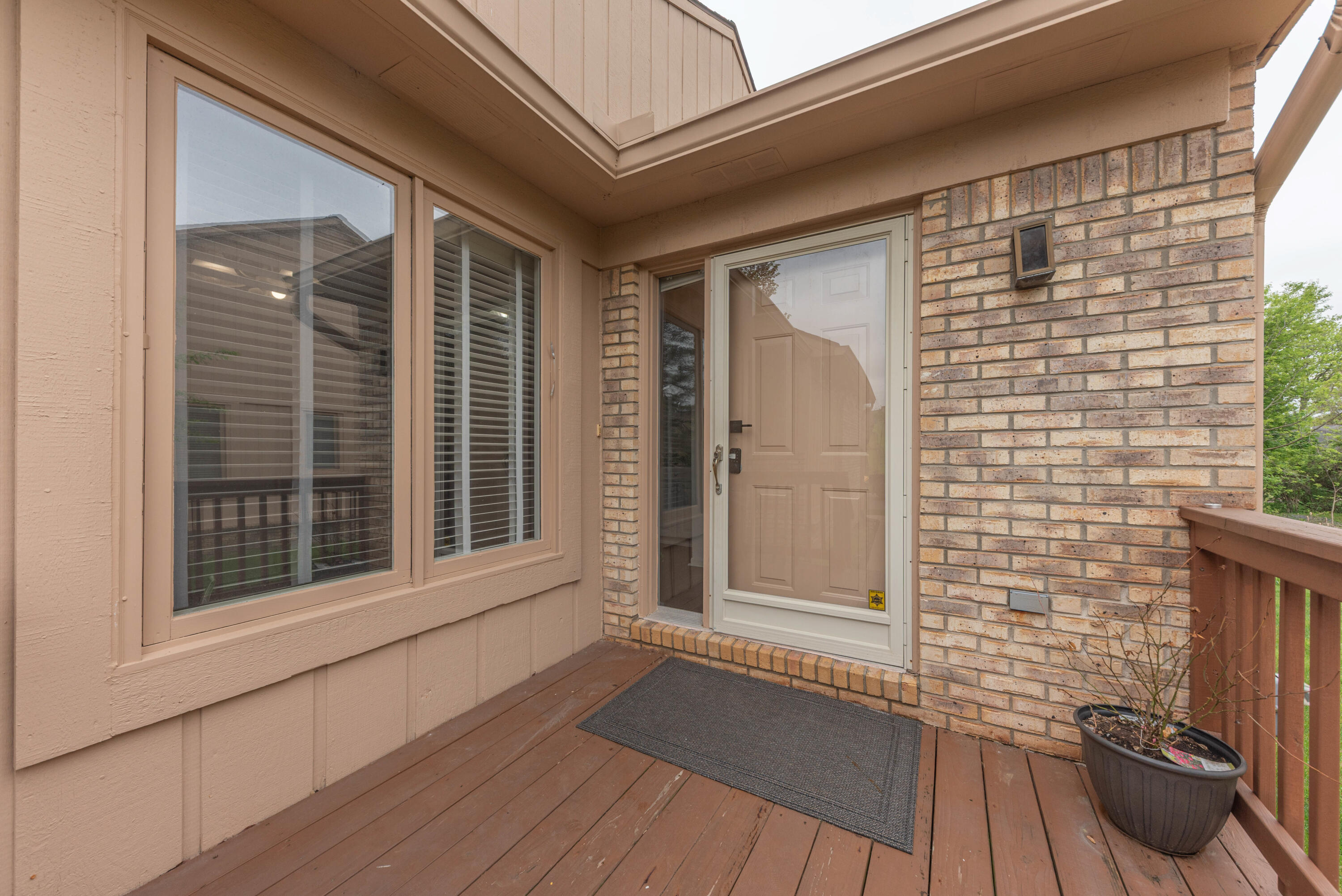 35555 Lone Pine Lane