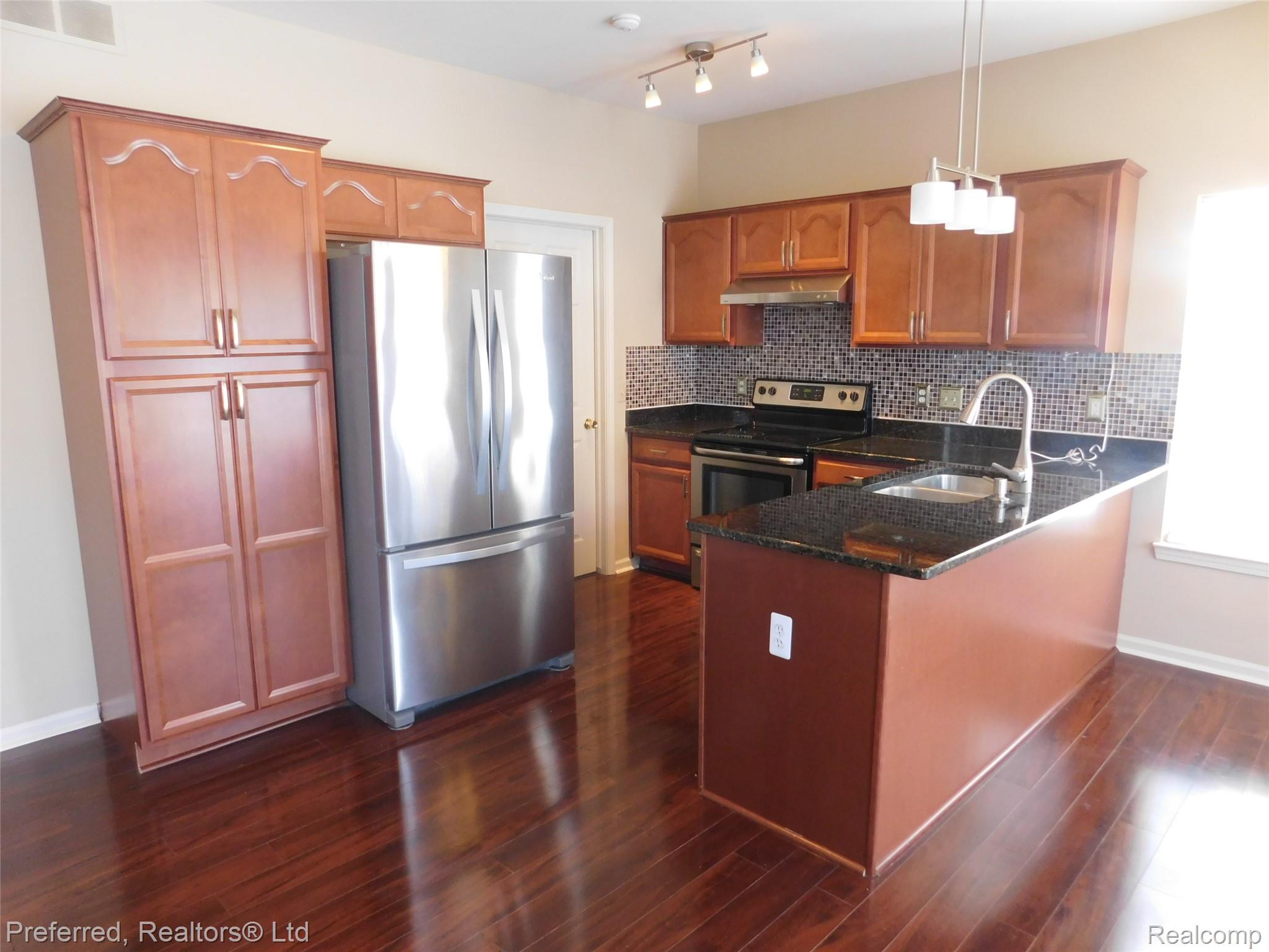 43124 PROVIDENCE Lane