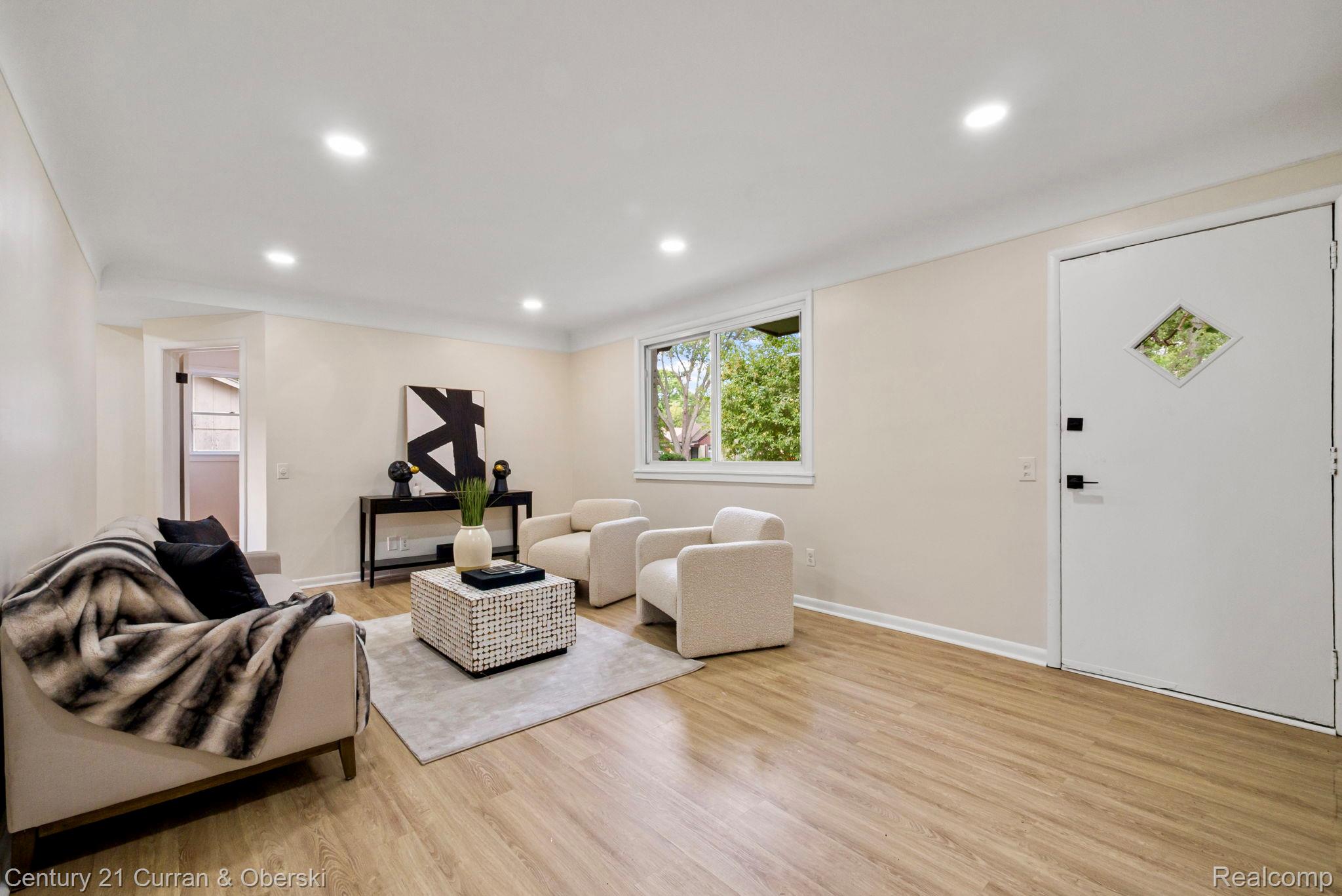 21779 Seminole Street