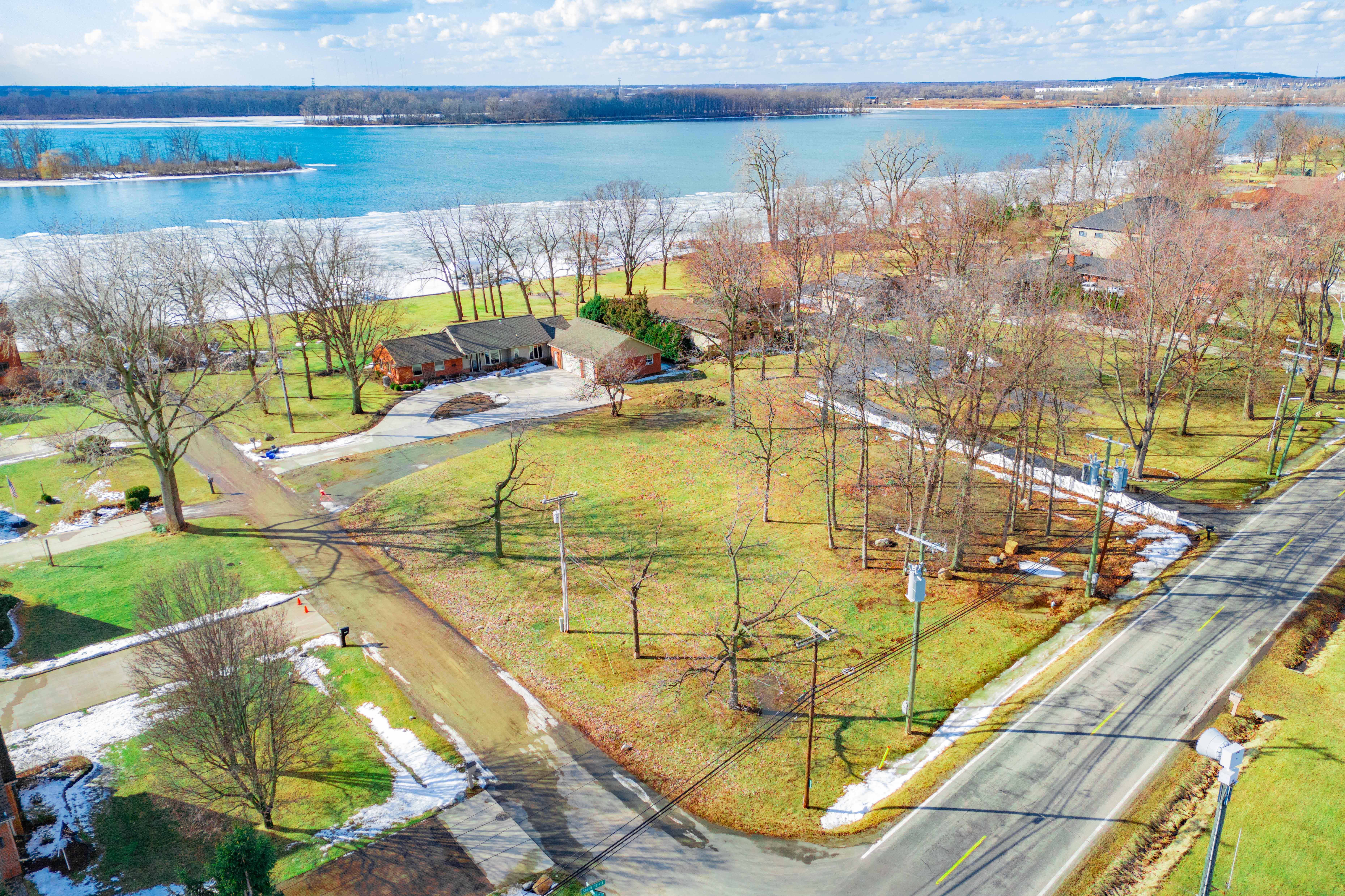 000 Southpointe Drive