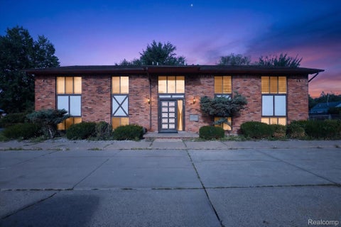 Photo for 228 W Hill Street