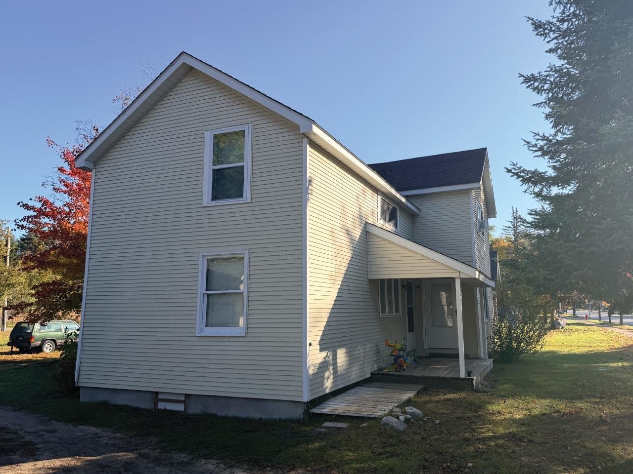 513 Cayuga