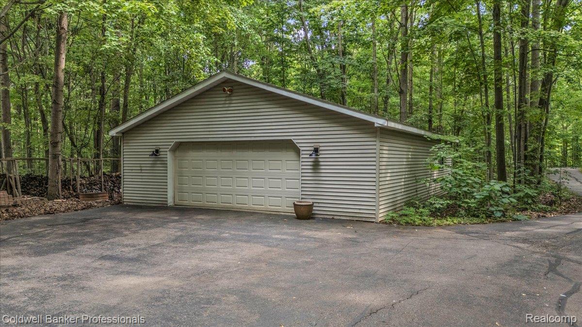 4100 Waterland W Drive