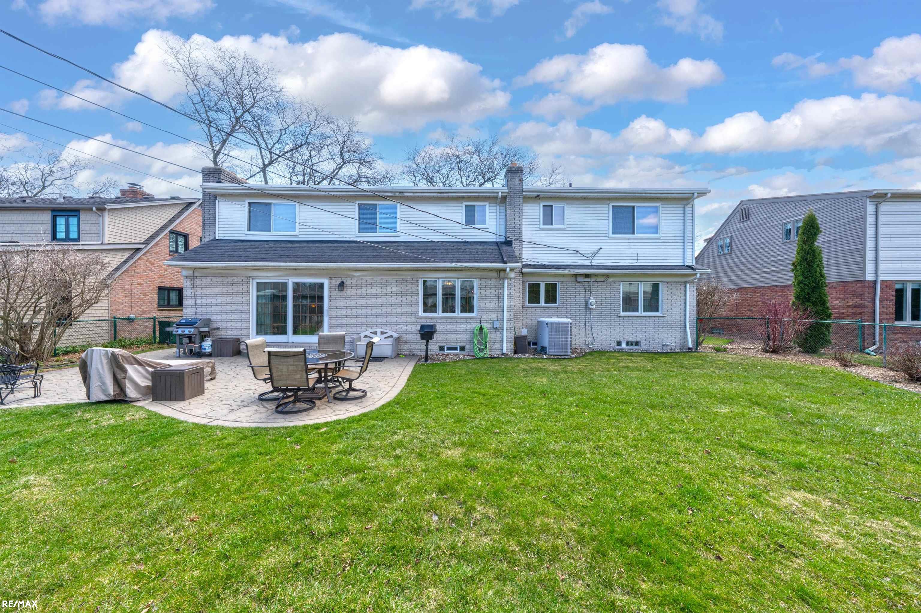 576 Woods Lane