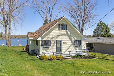 7964 W Royal Road Morton Township Mecosta MI 49346