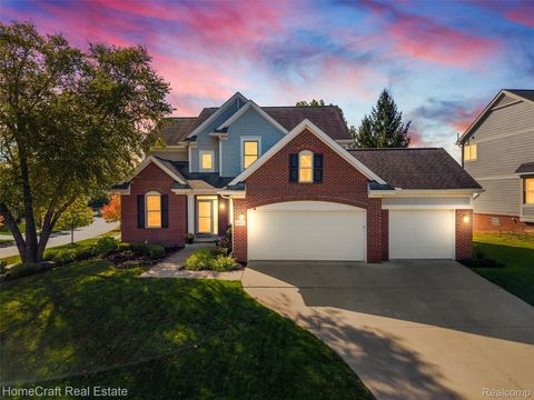 6031 BALMORAL Way Commerce Charter Township MI 48382