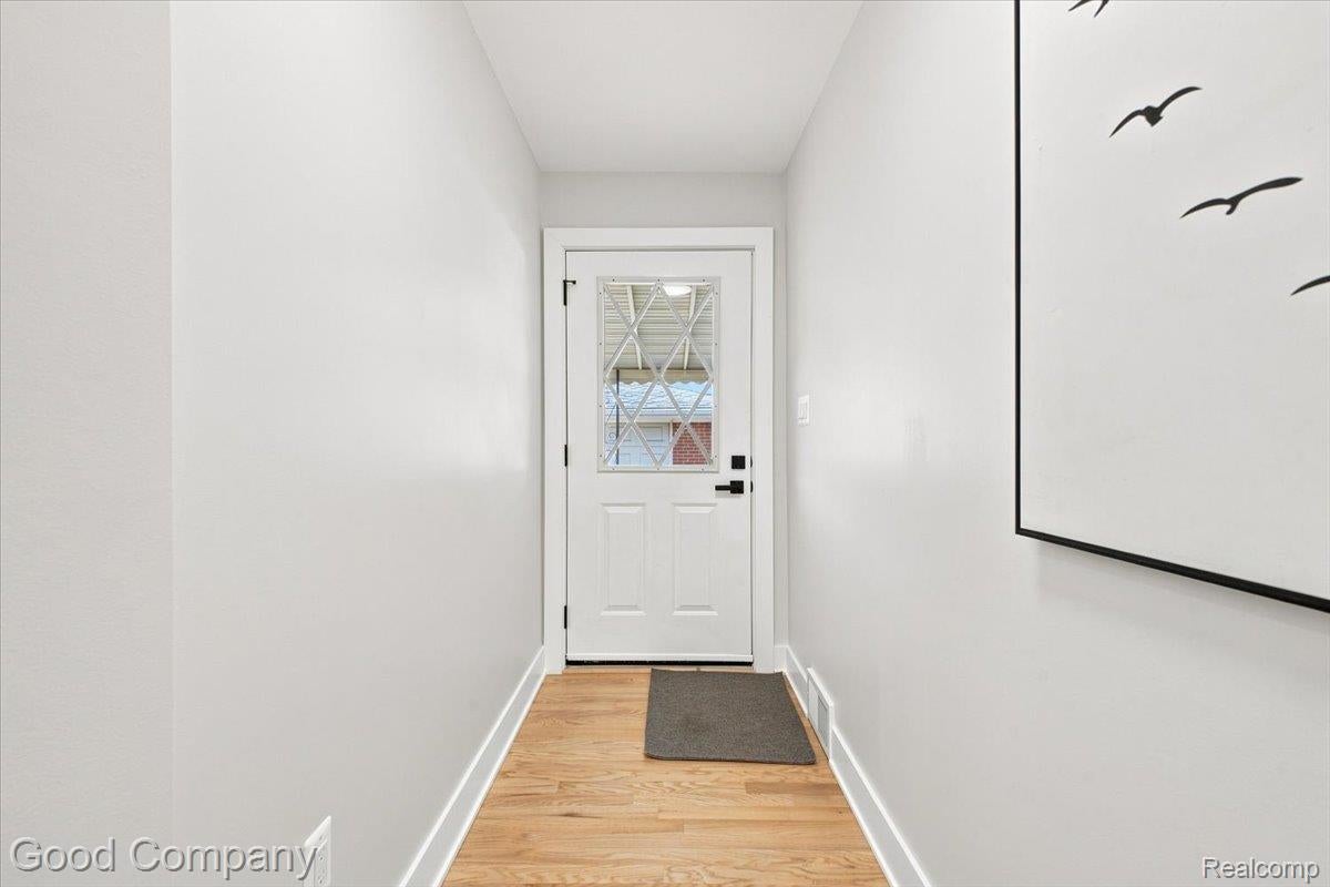 17945 Breezeway