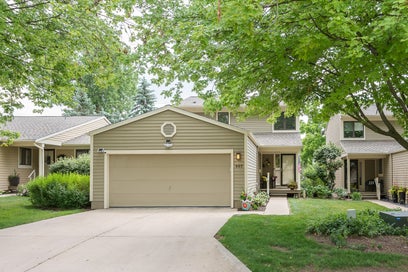 607 Woodcreek Circle Saline City MI 48176