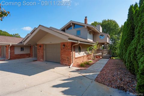 1046 York Street Plymouth City MI 48170