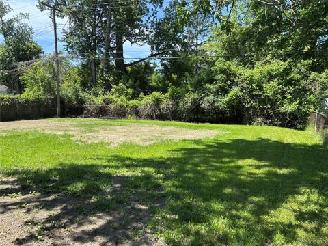 Tiny photo for 21935 Tulane Avenue, Farmington City, MI 48336 (MLS # 20261039585)