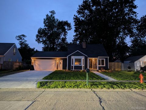 Tiny photo for 21935 Tulane Avenue, Farmington City, MI 48336 (MLS # 20261039585)