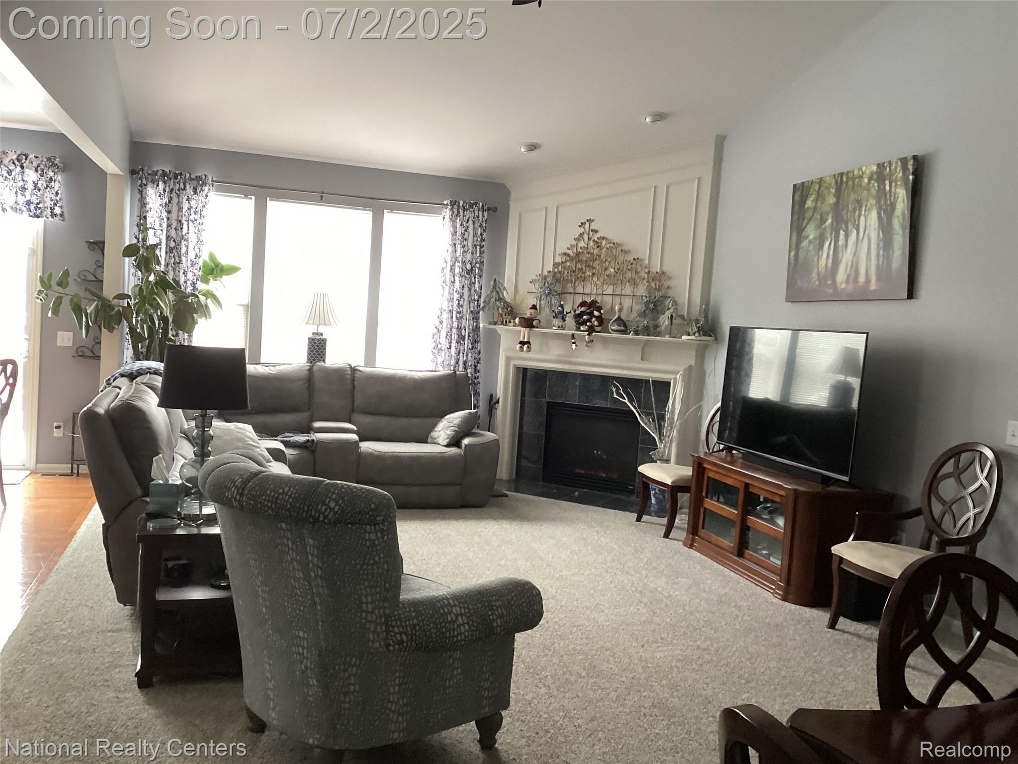 636 Zion Court S