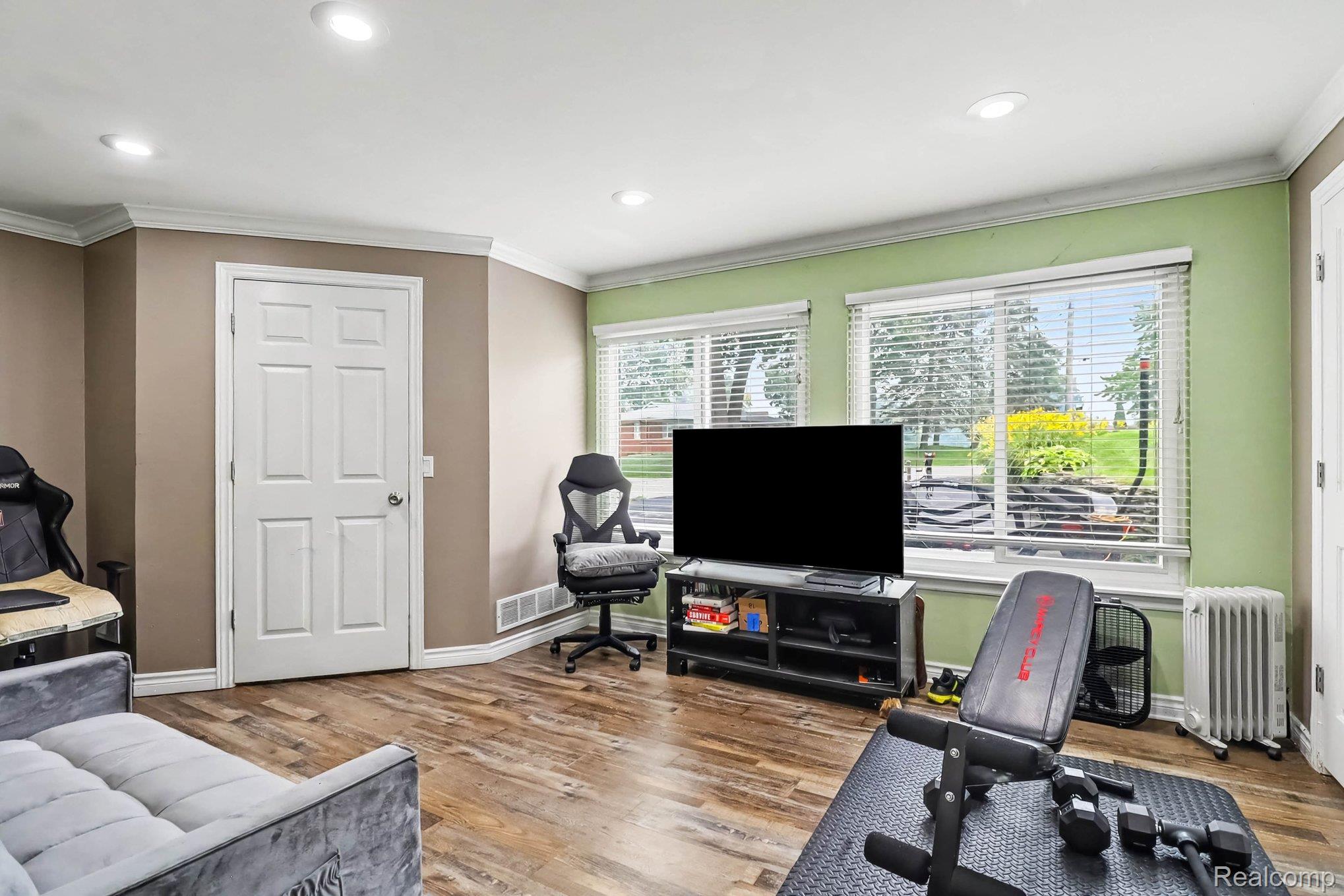 3233 Shawnee Lane