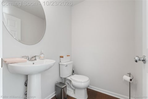 Tiny photo for 316 Sandhill Court, White Lake Charter Township, MI 48386 (MLS # 20261085283)