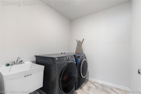 Tiny photo for 316 Sandhill Court, White Lake Charter Township, MI 48386 (MLS # 20261085283)