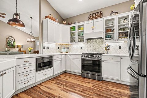 Tiny photo for 1735 Iroquois Trail, Grant Township, MI 48748 (MLS # 77080068998)
