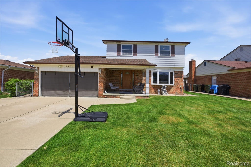 Photo of 4171 Rose Mary Drive, Sterling Heights City, MI 48310 (MLS # 20261041921)