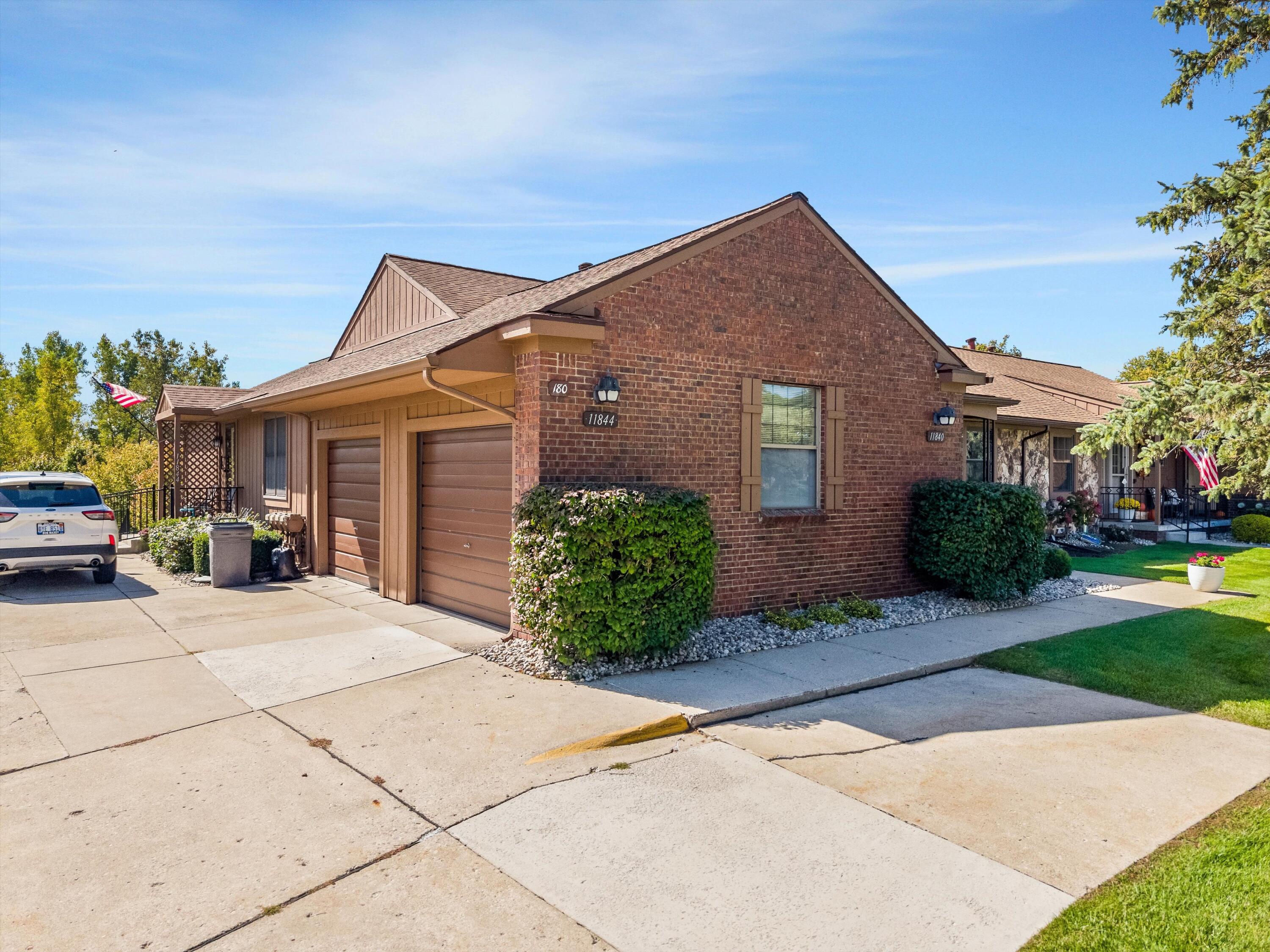 11840 Lexington Drive 2